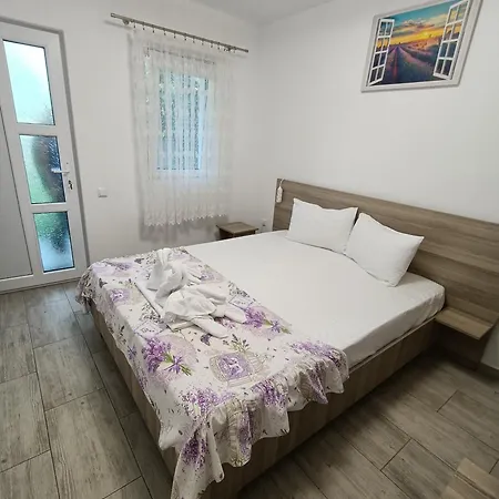 Гостевой дом Casa Georgy *
